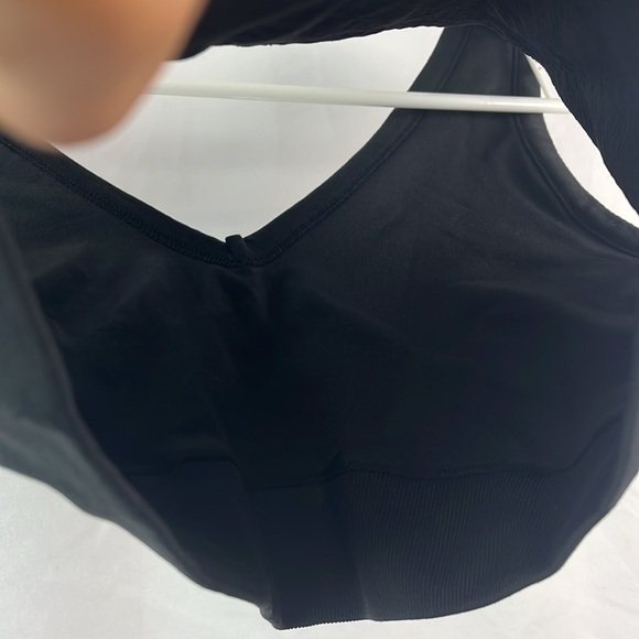 Aerie black sports bra XL - Picture 5 of 5